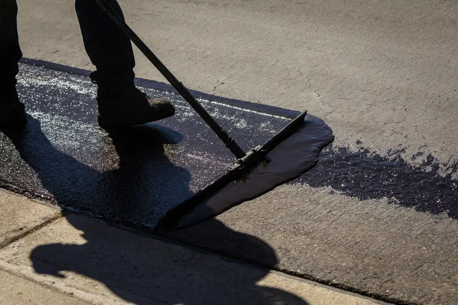 How Asphalt Sealcoating Extends Pavement Lifespan Greeley, CO